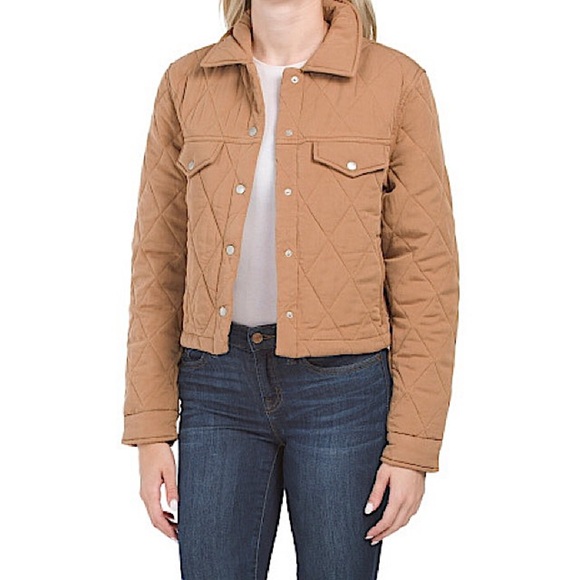 BLANK NYC
Still Into You Quilted Jacket - Picture 1 of 6